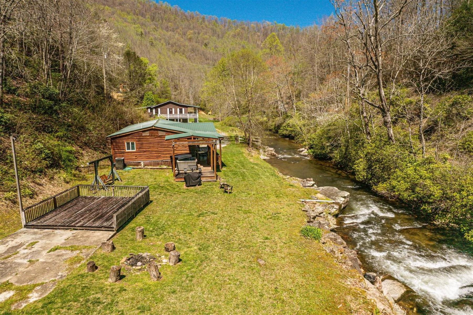 Waterfall Hideaway Villa Bryson City Exterior foto