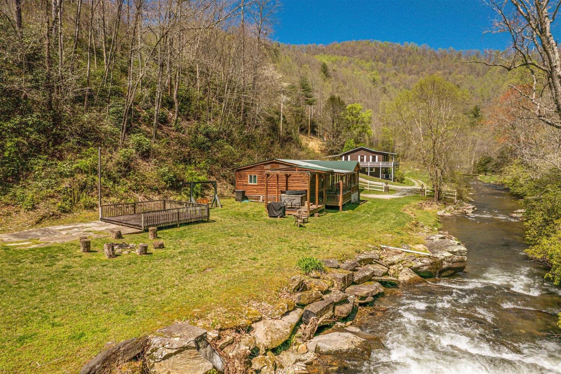 Waterfall Hideaway Villa Bryson City Exterior foto