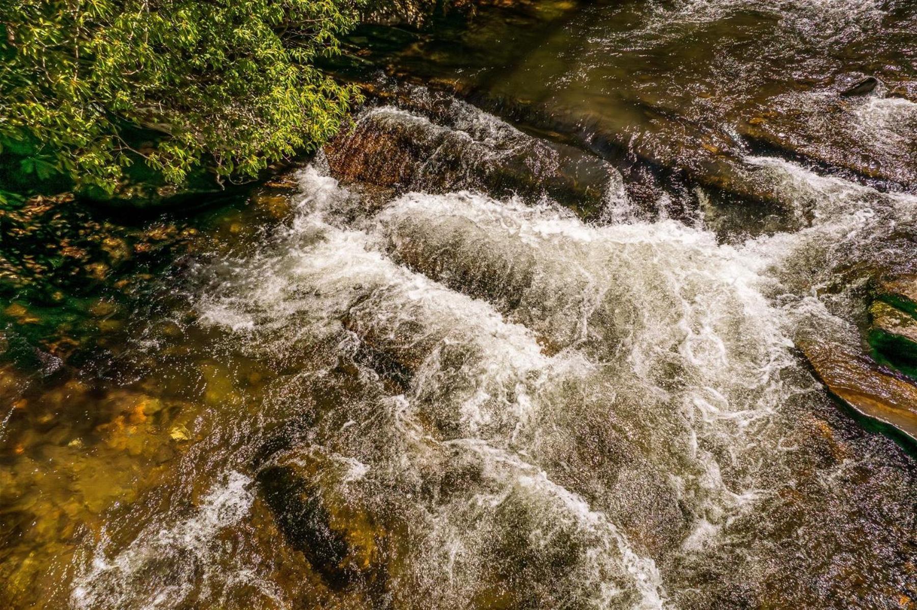 Waterfall Hideaway Villa Bryson City Exterior foto