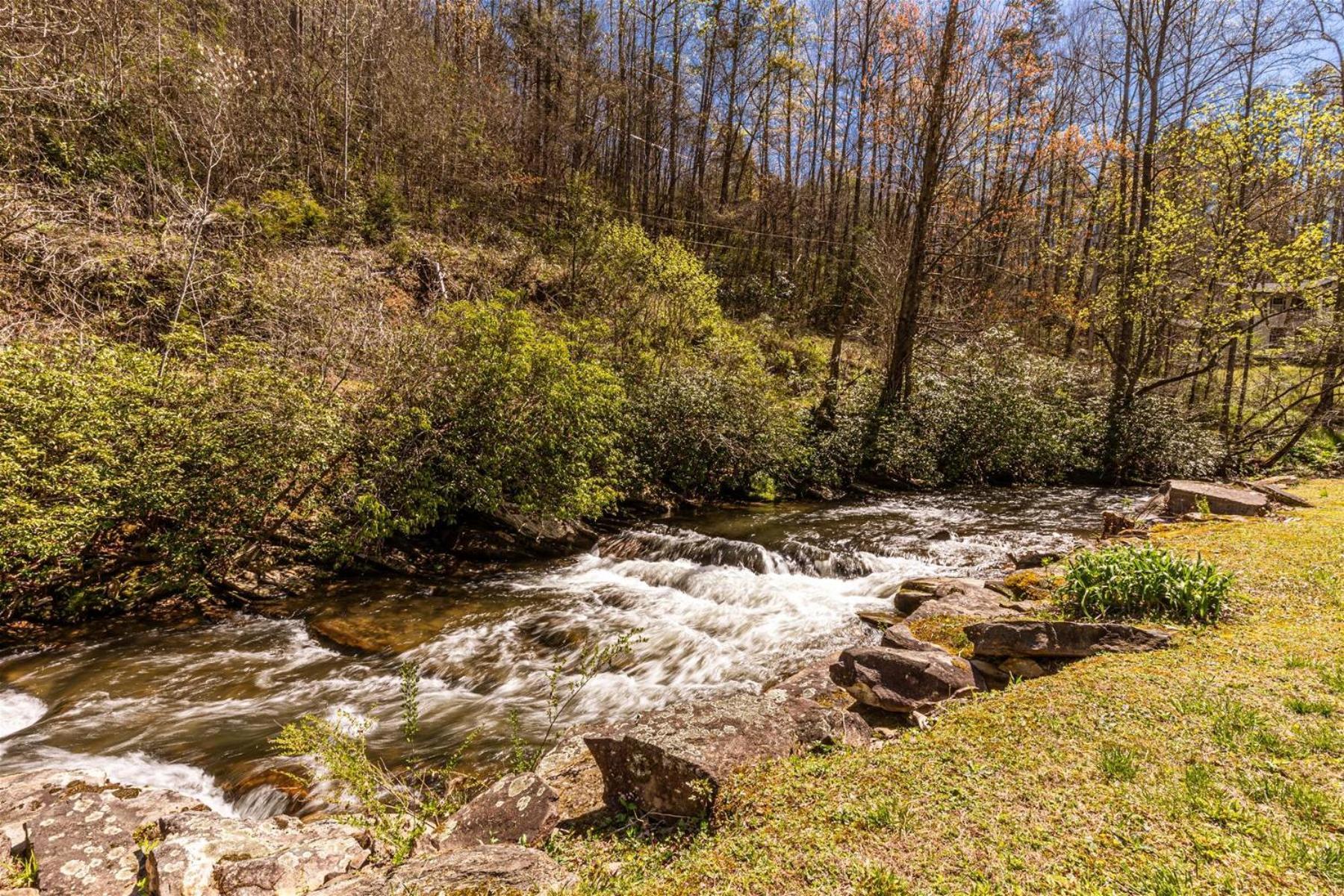 Waterfall Hideaway Villa Bryson City Exterior foto