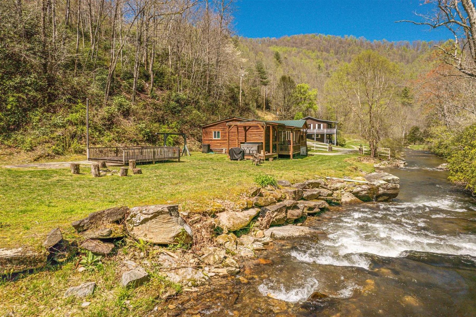 Waterfall Hideaway Villa Bryson City Exterior foto