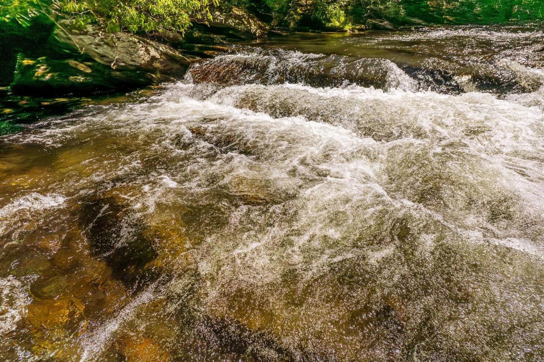 Waterfall Hideaway Villa Bryson City Exterior foto